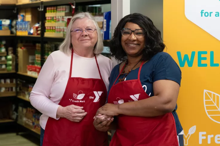 Y Fresh Mart Volunteers
